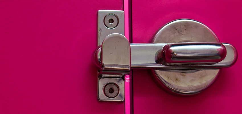 Childproof Gate Lock in Ocoee, Florida