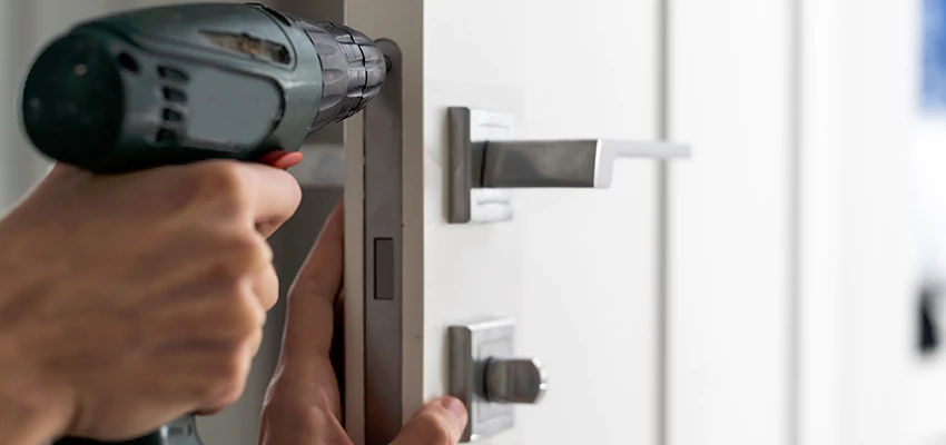 Locksmith For Lock Replacement Near Me in Ocoee, FL